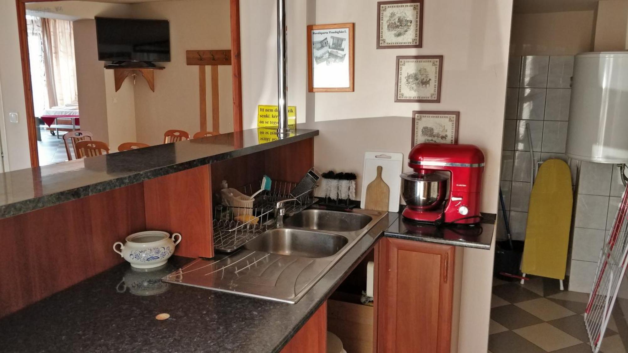 Novakporta Vendeghaz Apartment Lakhegy ภายนอก รูปภาพ