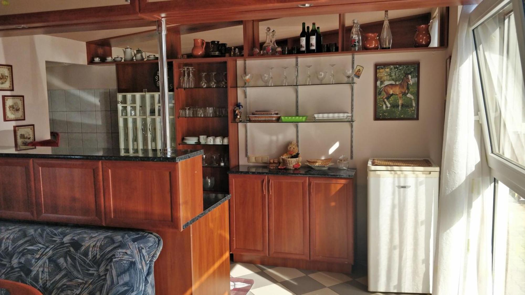 Novakporta Vendeghaz Apartment Lakhegy ภายนอก รูปภาพ