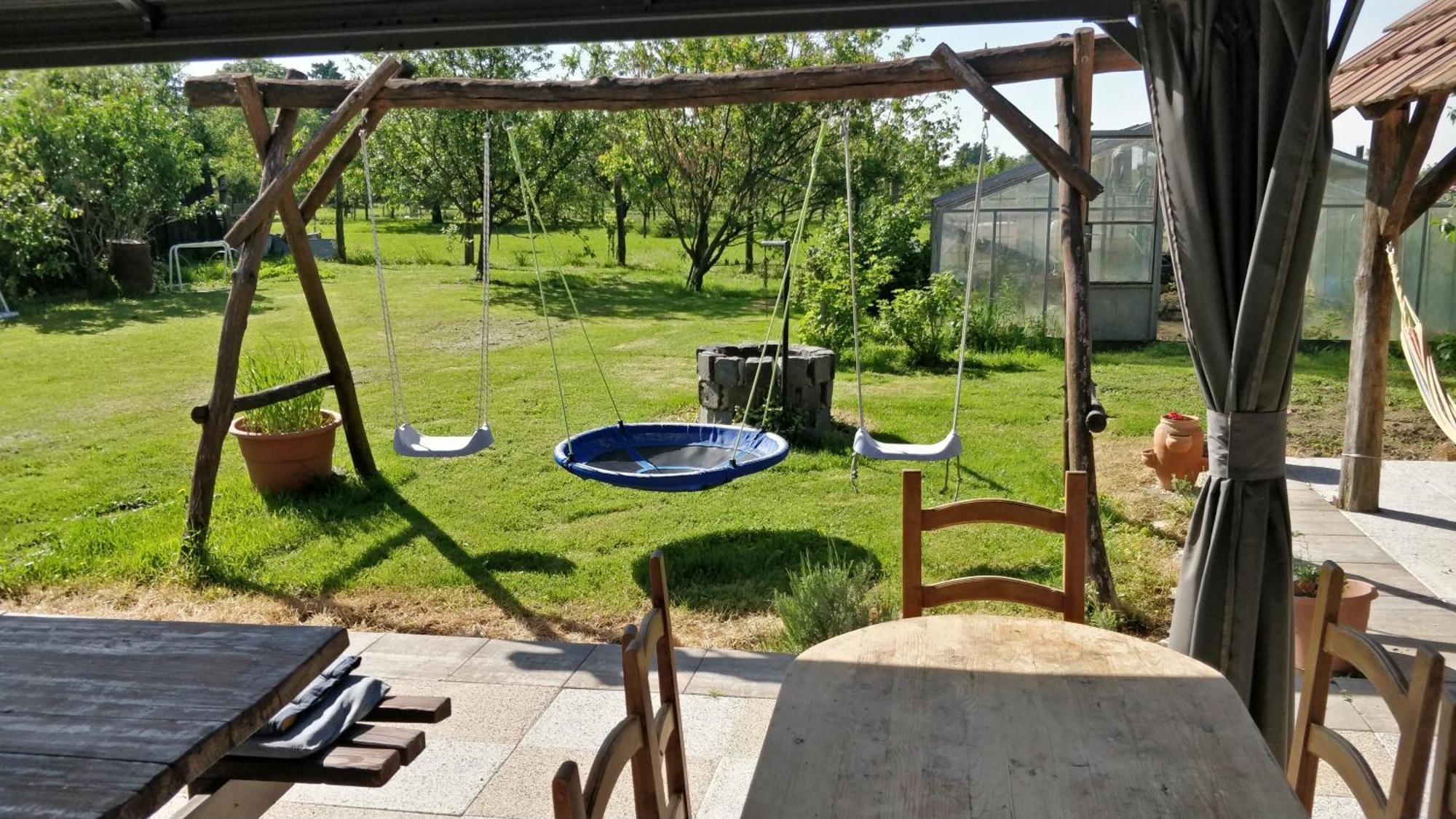 Novakporta Vendeghaz Apartment Lakhegy ภายนอก รูปภาพ